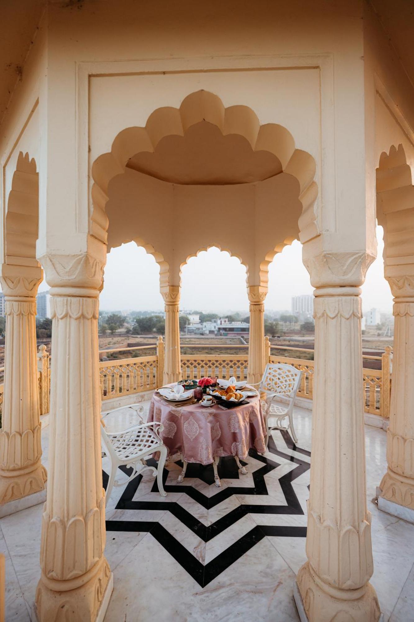 Anantara Jewel Bagh Jaipur Hotel Bagian luar foto